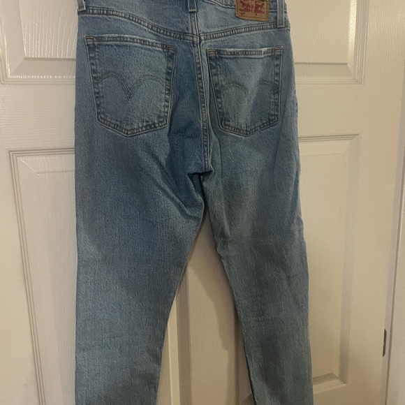 LEVI’s 501 Skinny Filforme, Light Wash, Size 27 - Picture 4 of 5